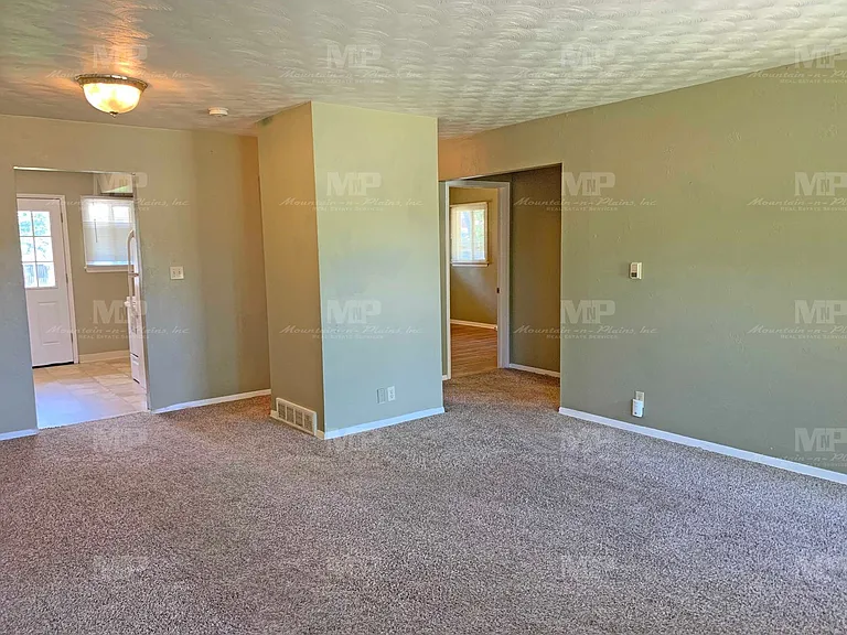 1020 N Taft Hill Rd — Photo 3