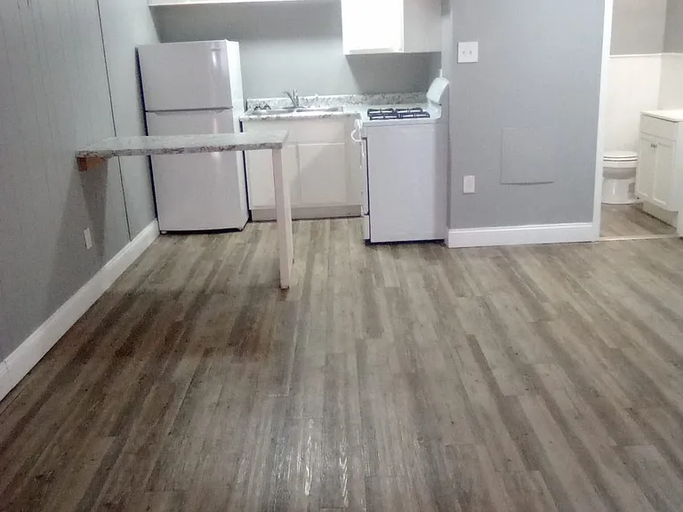 4607 E Nettleton Ave #7 — Photo 1