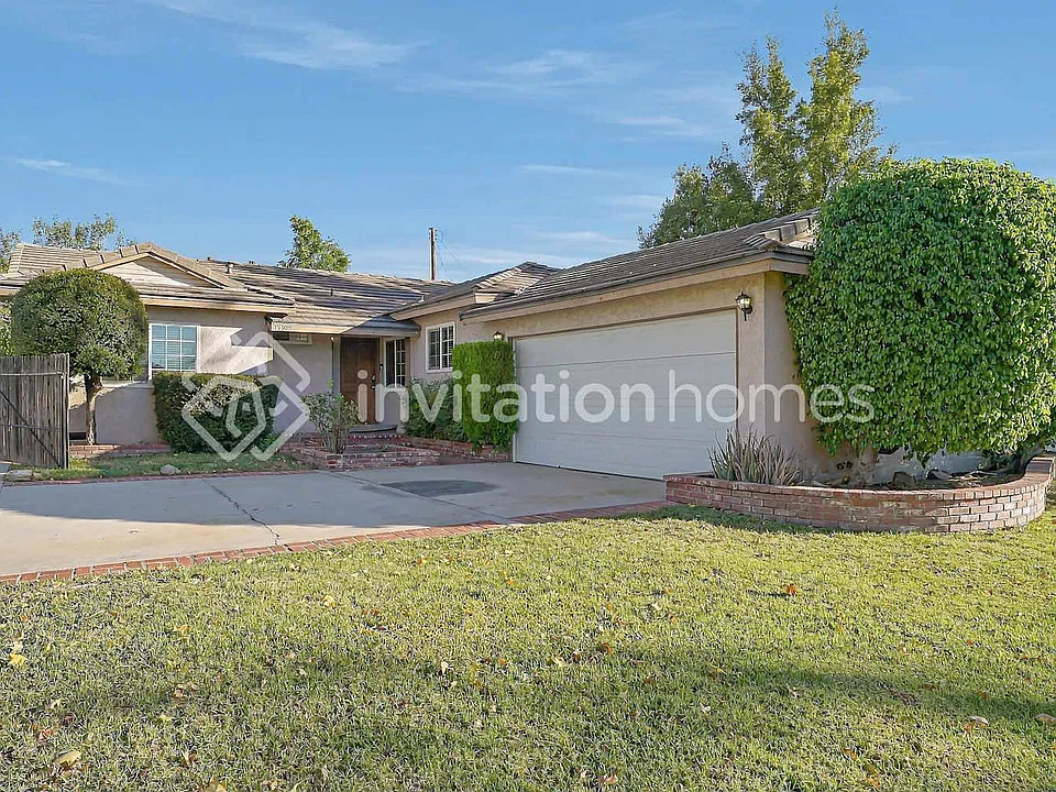 15309 Kingsbury St