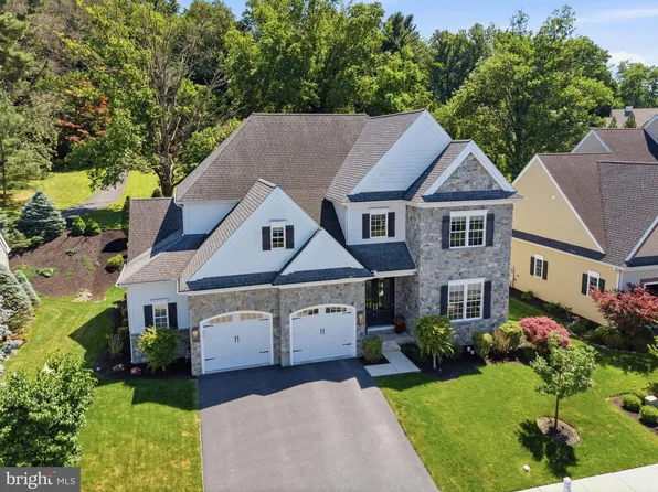 360 Addison Pl, Lancaster, PA 17601