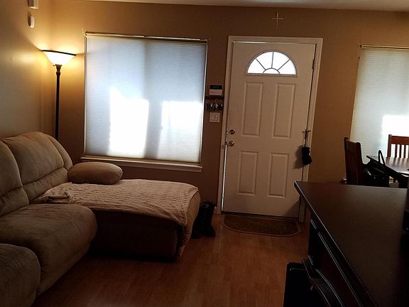 5th image of 735 Ramona Ave #A