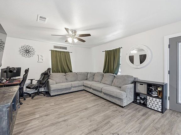 5th image of 270 Pug Rd