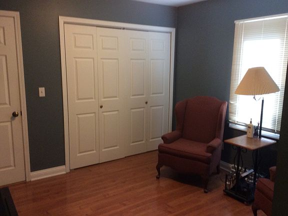 4th image of 8220 W 126th Pl