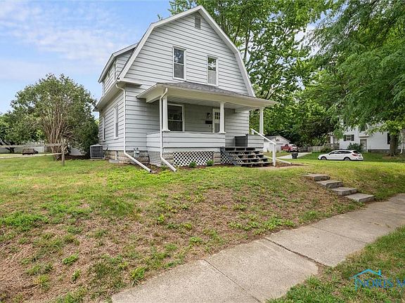 2nd image of 217 E Evers Ave