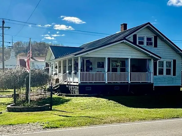 1118 Walnut St, Greenup, KY 41144