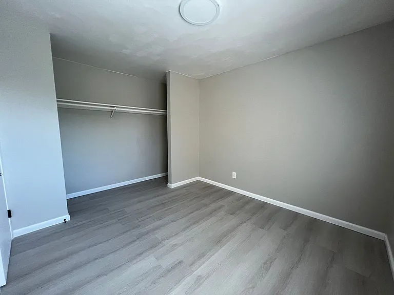 2188 Luz Ave — Photo 16