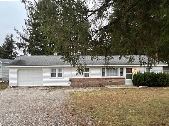 4th image of 5980 W Lakeview Dr