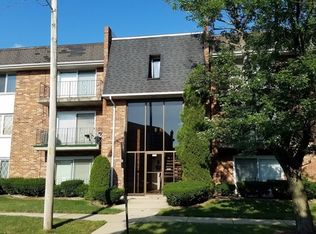 661 Chappel Ave APT 2A, Calumet City, IL 60409