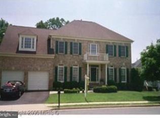 8205 Westwood Mews Ct, Vienna, VA 22182