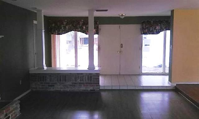 1st image of 1855 Brentwood Dr