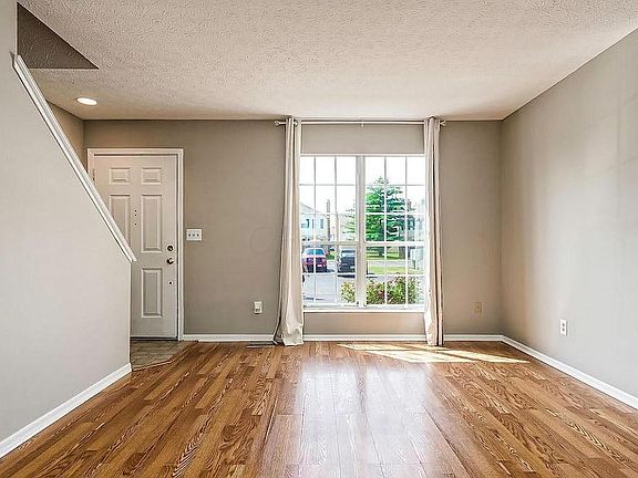 2nd image of 7762 Hansgrove Ct