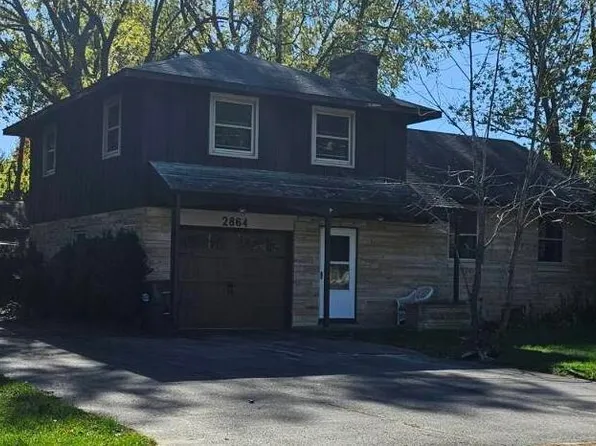 2864 Bluff St, Stevensville, MI 49127