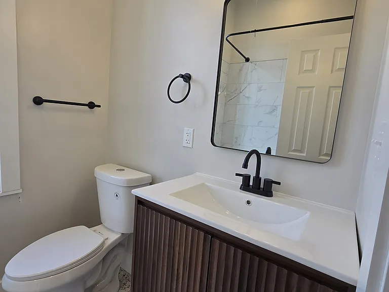 1500 Arch St #4 — Photo 16
