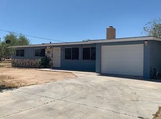 11042 3rd Ave, Hesperia, CA 92345