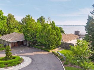 10 Cove Ln, Great Neck, NY