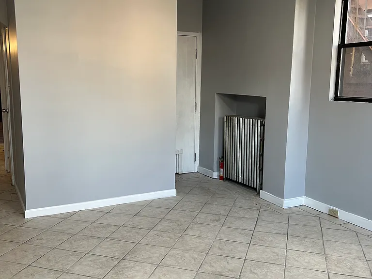 219 Stratford Ave #1A — Photo 17