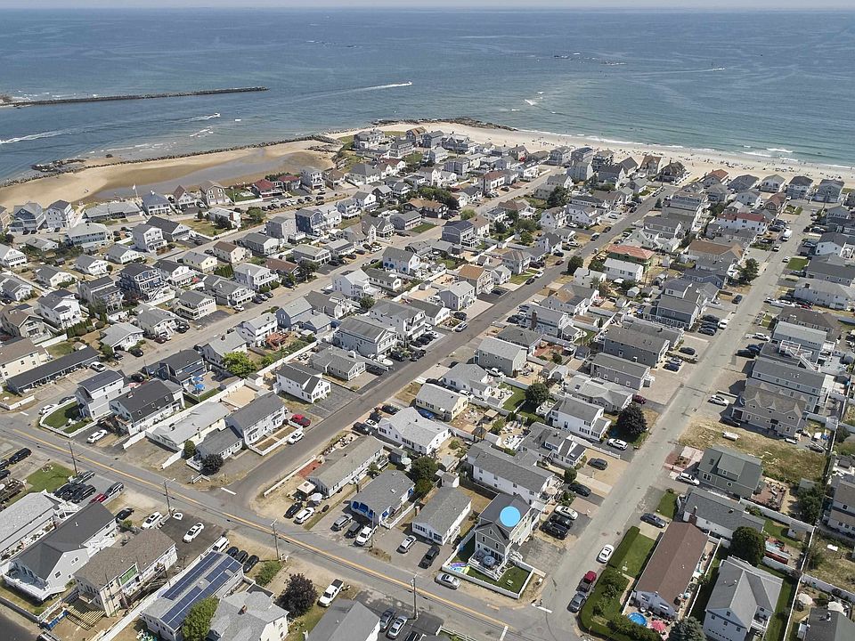 240 Bristol Street, Seabrook, NH 03874 Zillow