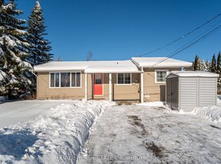 24 Strickland St, Selwyn, ON K0L0A0