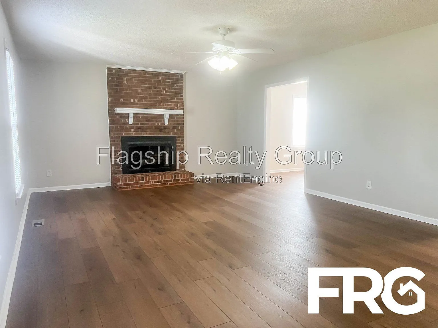 3 bed, 2.0 bath, 1620 sqft, $1,950 — Photo 3