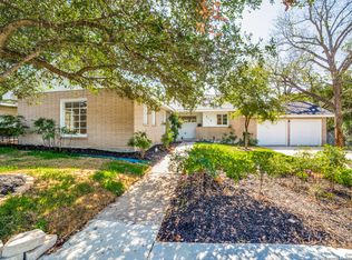 516 Rittiman Rd, Terrell Hills, TX 78209