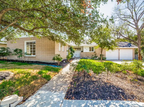 516 RITTIMAN RD, Terrell Hills, TX 78209