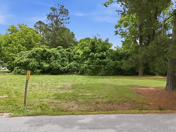 5th image of 100 Queen Street LOT 36 & 37