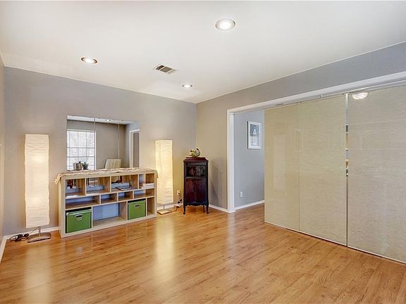 5th image of 13225 Briar Hollow Dr