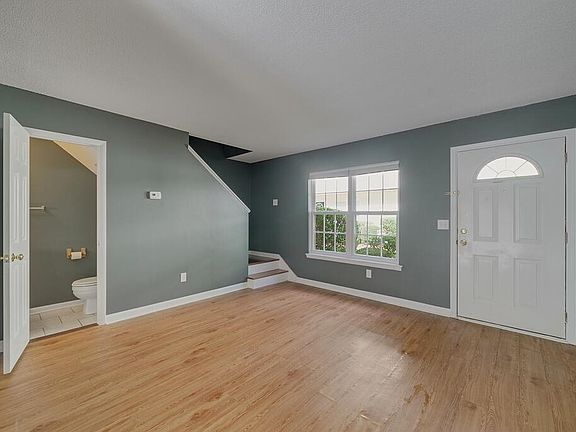 3rd image of 1423 Ashley River Rd APT 4B