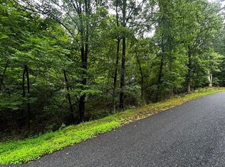 225 Wanna Dr, Auburn, PA 17922