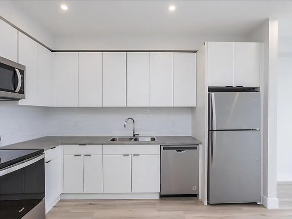 4th image of 1514 McCallum Rd #502