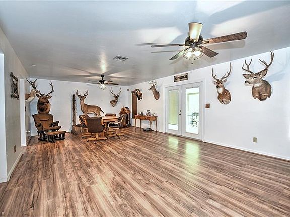 5th image of 6119 Laurelwood Dr