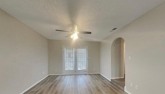 2nd image of 1220 Aldenwood Dr