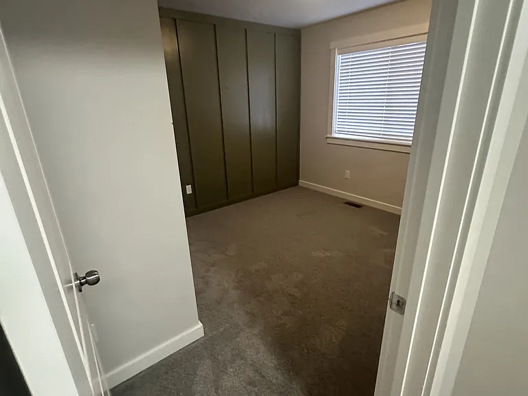 248 Stagecoach Ave — Photo 6