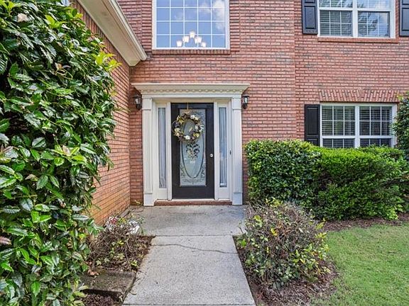 2nd image of 1110 Fountain Glen Dr