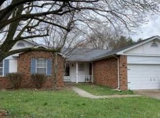 1109 Creekside Ct, O'Fallon, IL 62269