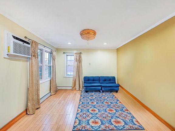 5th image of 312 Bryn Mawr Rd