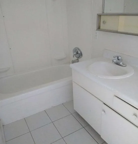 3892 Palos Verdes St — Photo 5