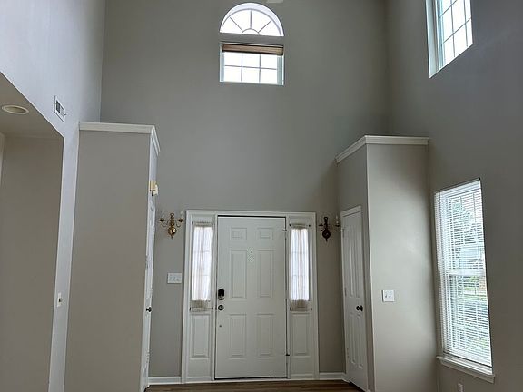 2nd image of 1605 Woodstock Ct