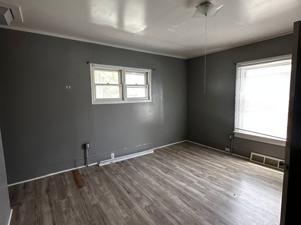 11 Avenue K #1
