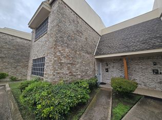 214 Village North Dr, Richardson, TX 75081