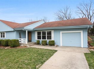 617 Cimmarron Trl, Belton, MO 64012