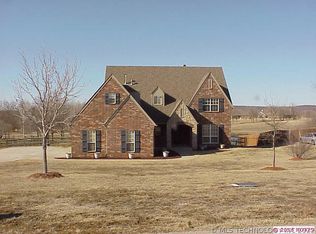 706 S Tall Chief Ave, Skiatook, OK 74070
