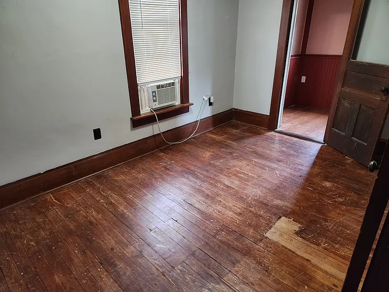 325 S Broad St #1 — Photo 17