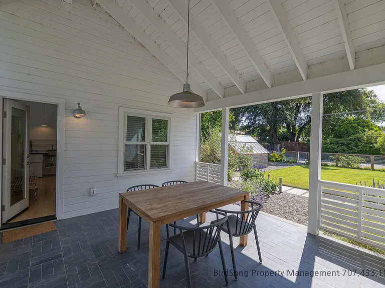 13846 Village Ave — Photo 23