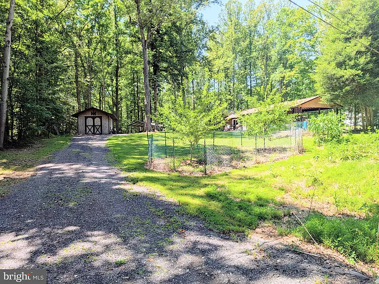 6997 Gilbeth Rd — Photo 39