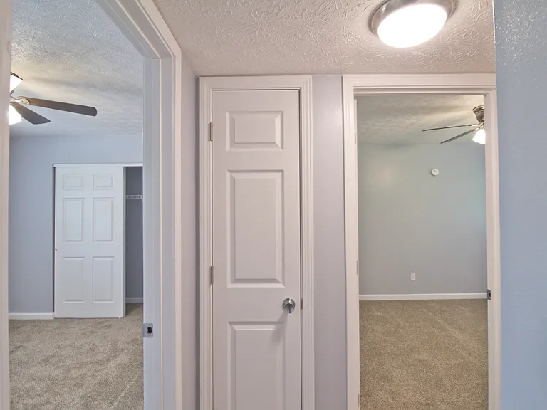 127 Dorset Ct — Photo 7