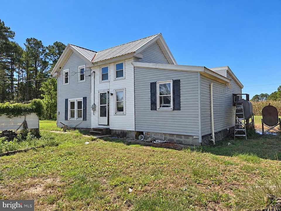 1st image of 2802 Tedious Creek Rd