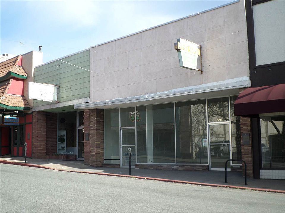 1st image of 204 W Miner St