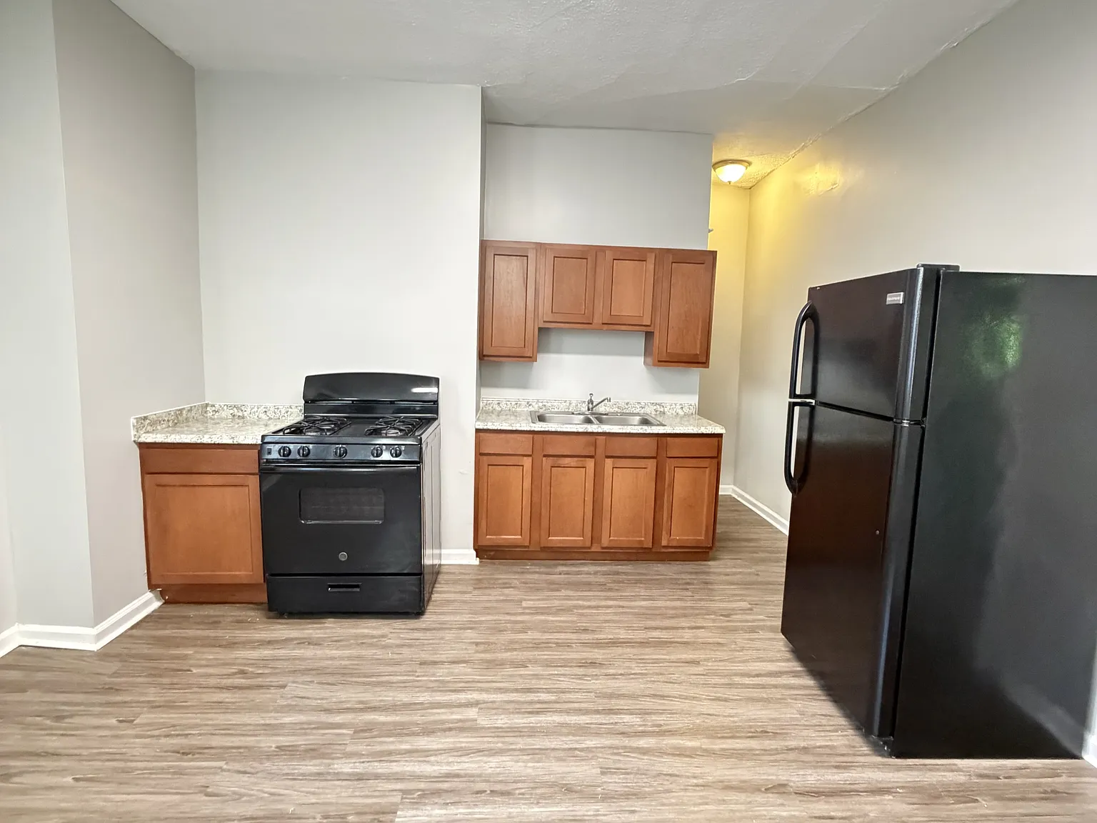 2422 Warren Street - 1 — Photo 3