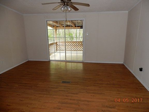 5th image of 101 Leslie Ln